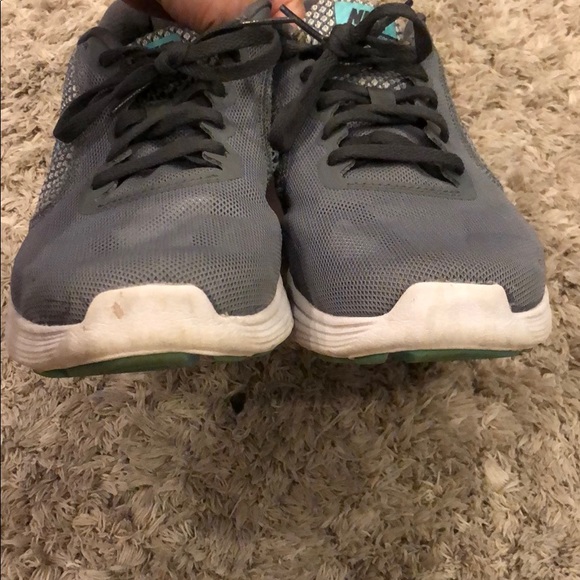 Nike Revolution 3 Mesh Running Sneaker Shoe - Picture 4 of 11